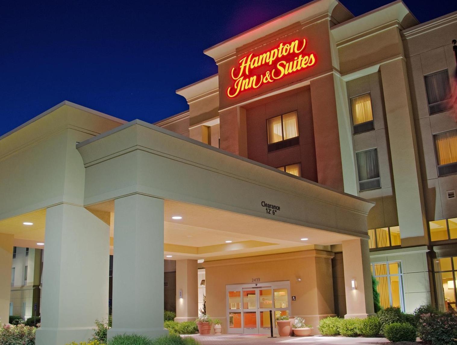 Hampton Inn & Suites Wichita-Northeast Exterior foto