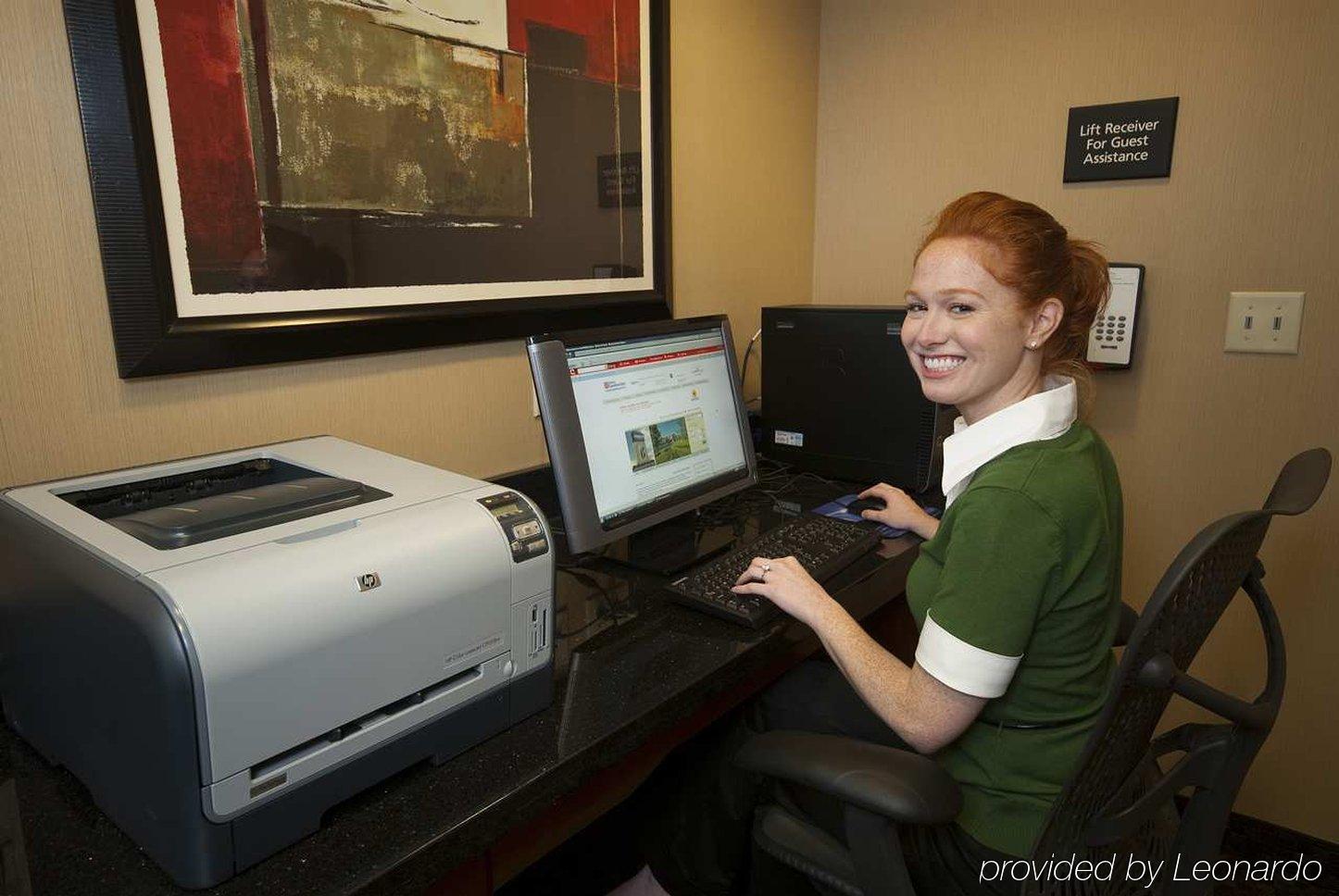 Hampton Inn & Suites Wichita-Northeast Facilități foto